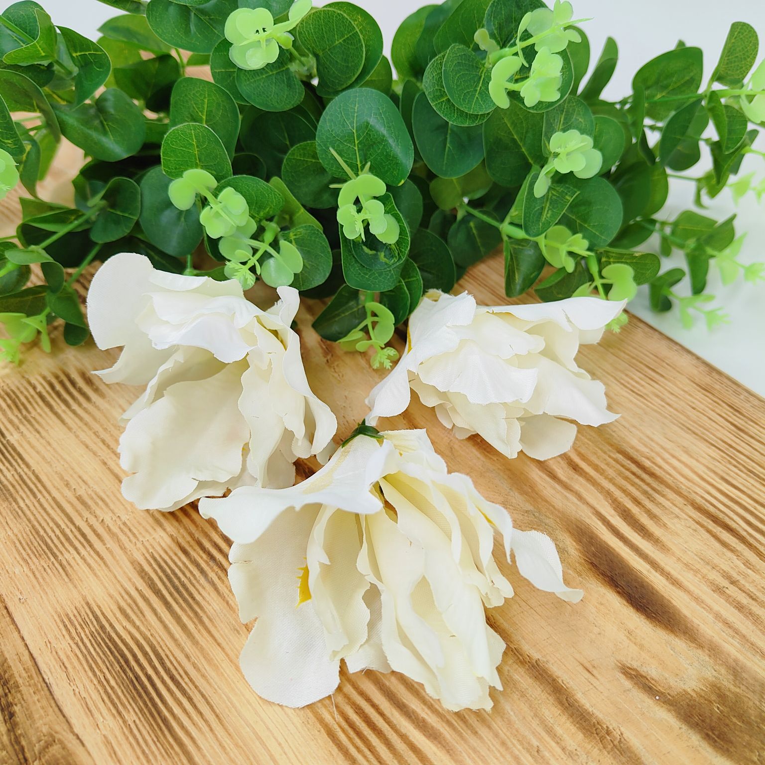 Irys wyrobowy kremowy 12 szt