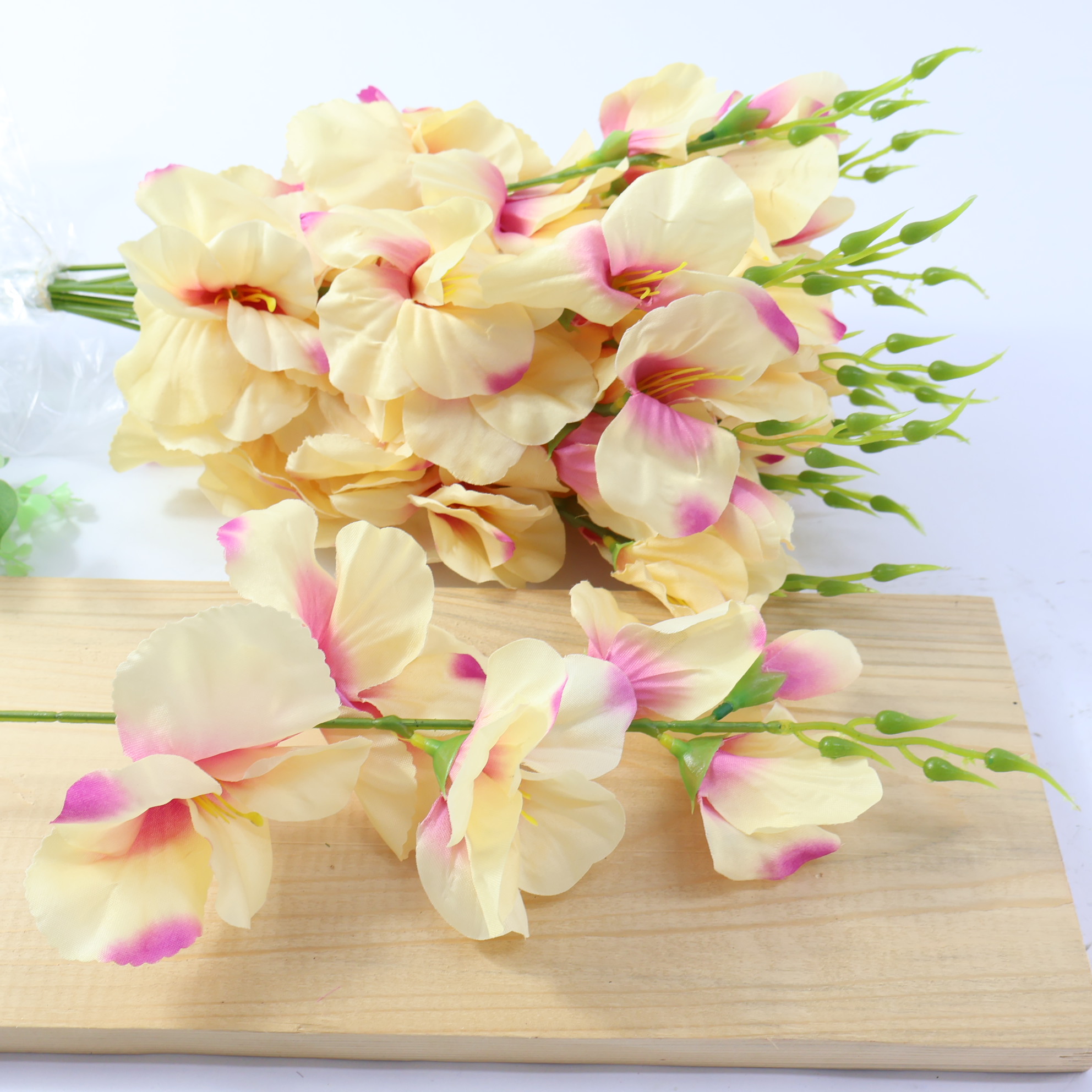 Mieczyk poj. słoneczno różowy 12 szt