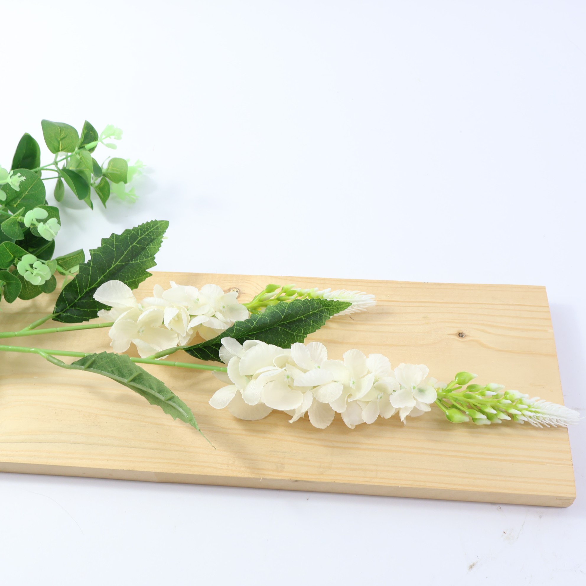 Ostróżka x2 biała