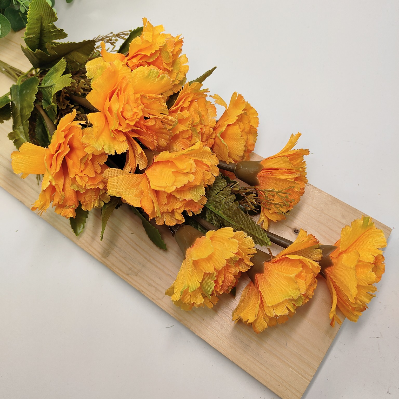 Bukiet goździk pomarańczowy