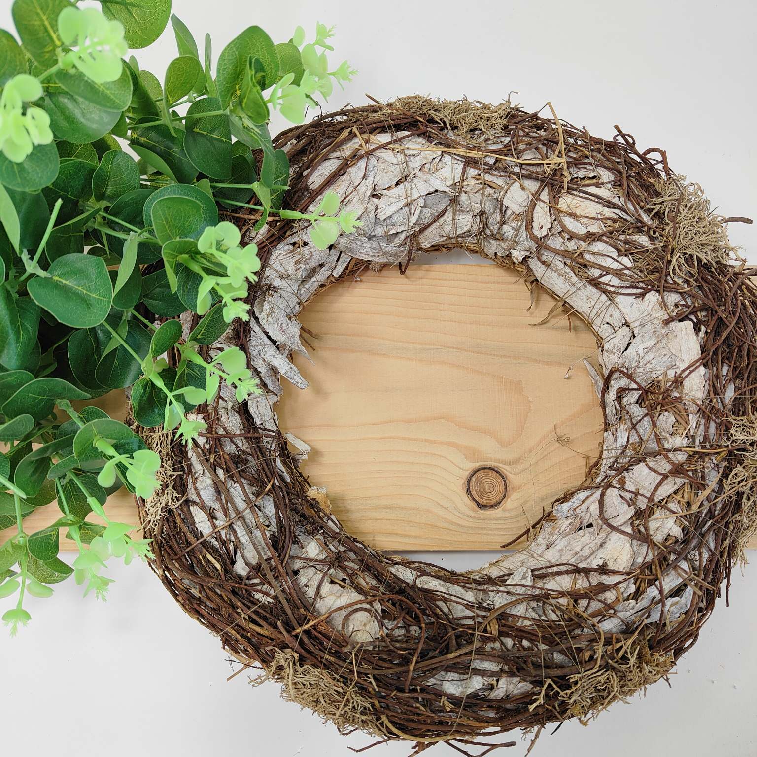 Wianek dekoracyjny z kory '30