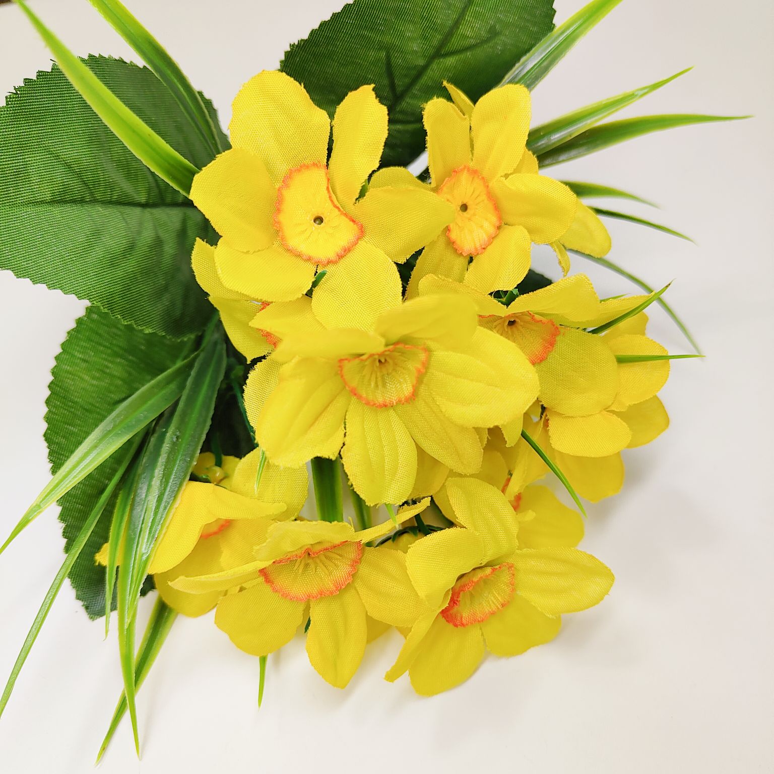 Bukiecik narcyz jasno żółty