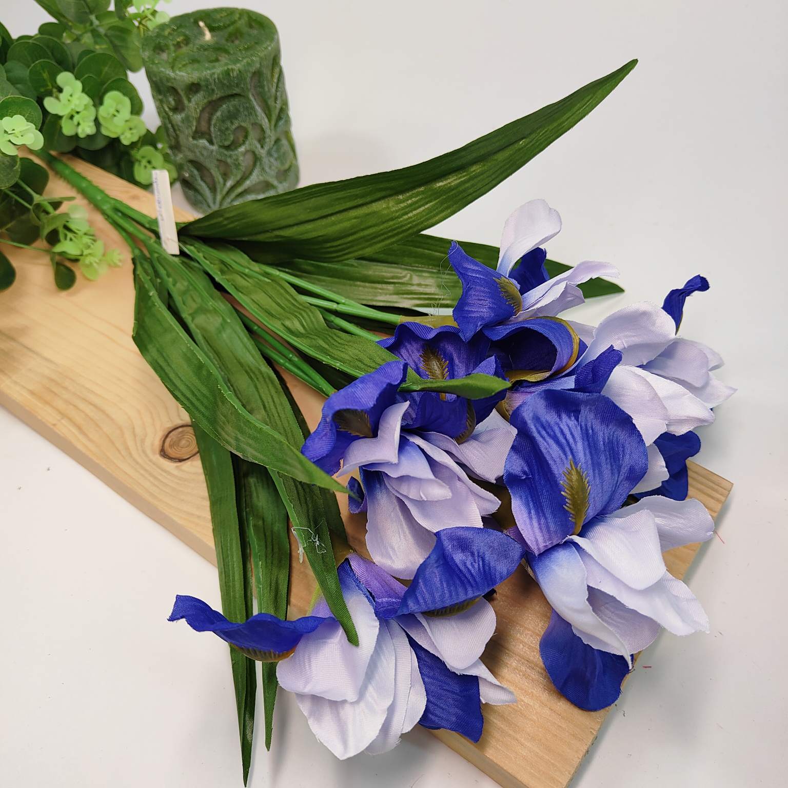 Bukiet irys biało niebieski