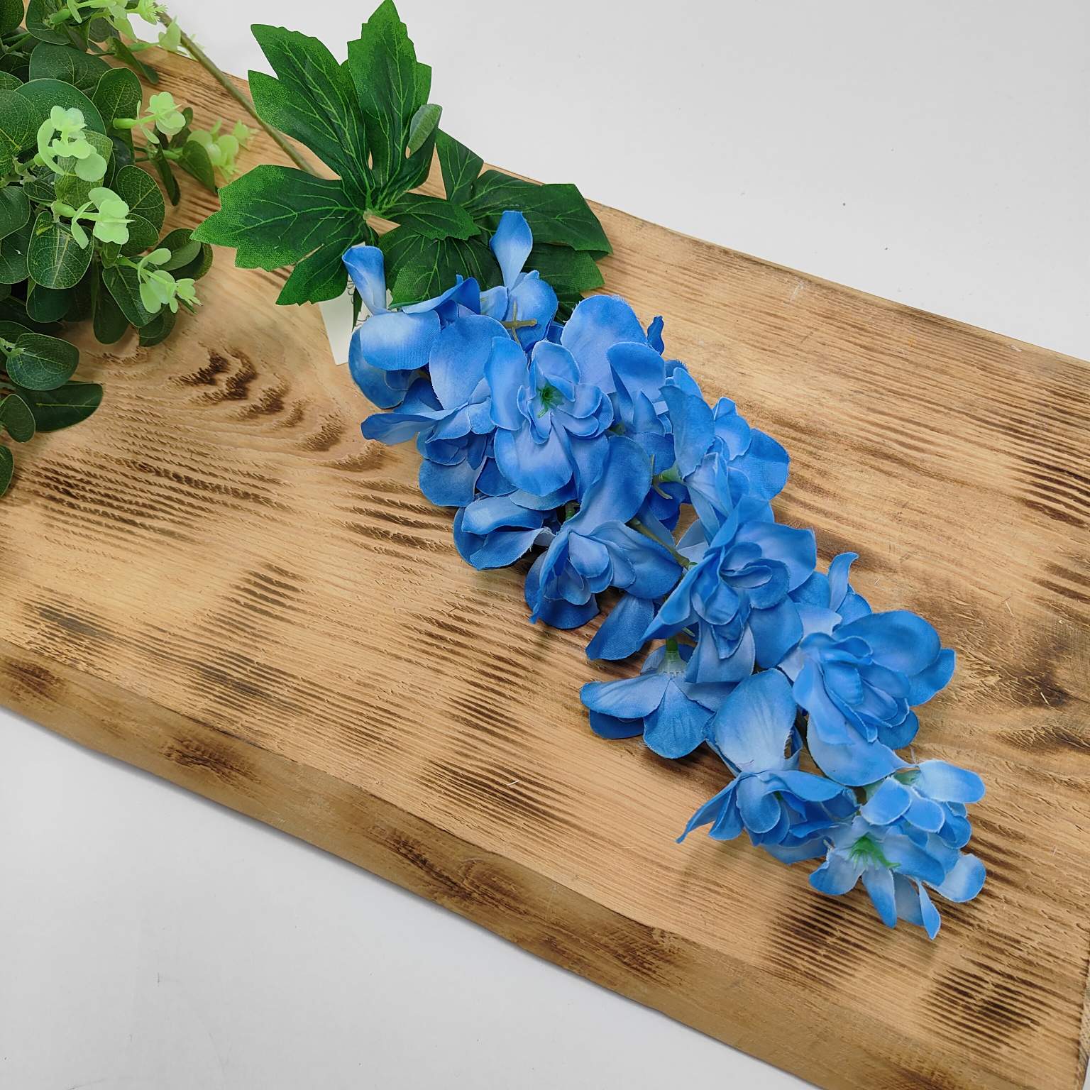 Ostróżka pojedyncza niebieska