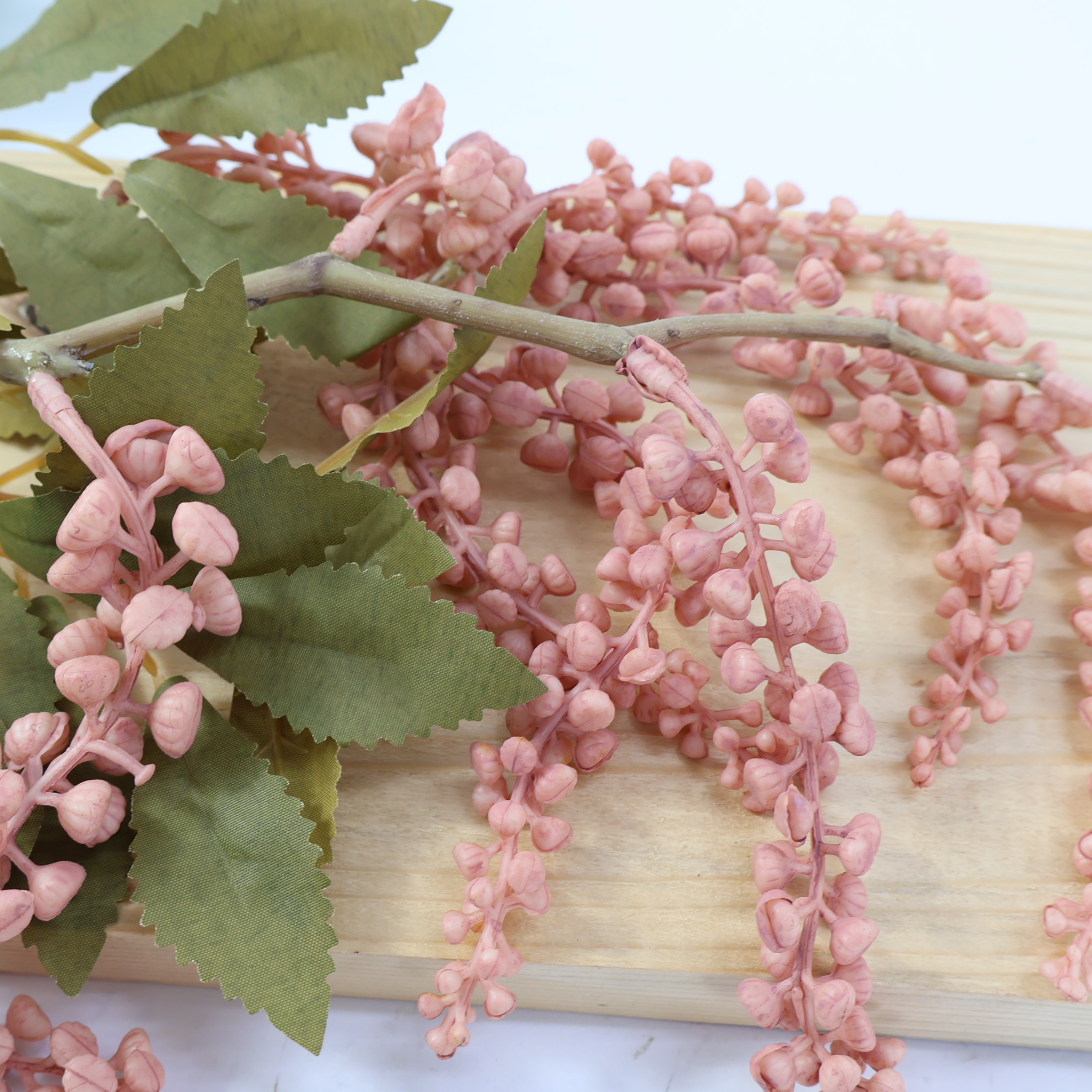 Zwis gumowany różowy