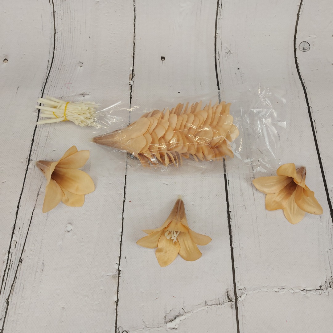 Lilijka wyrobowa '18 24szt