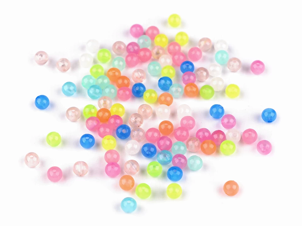 KORALIKI PLASTIK ŚWIECĄCE W CIEMNOŚCI MIX 6MM 50SZT