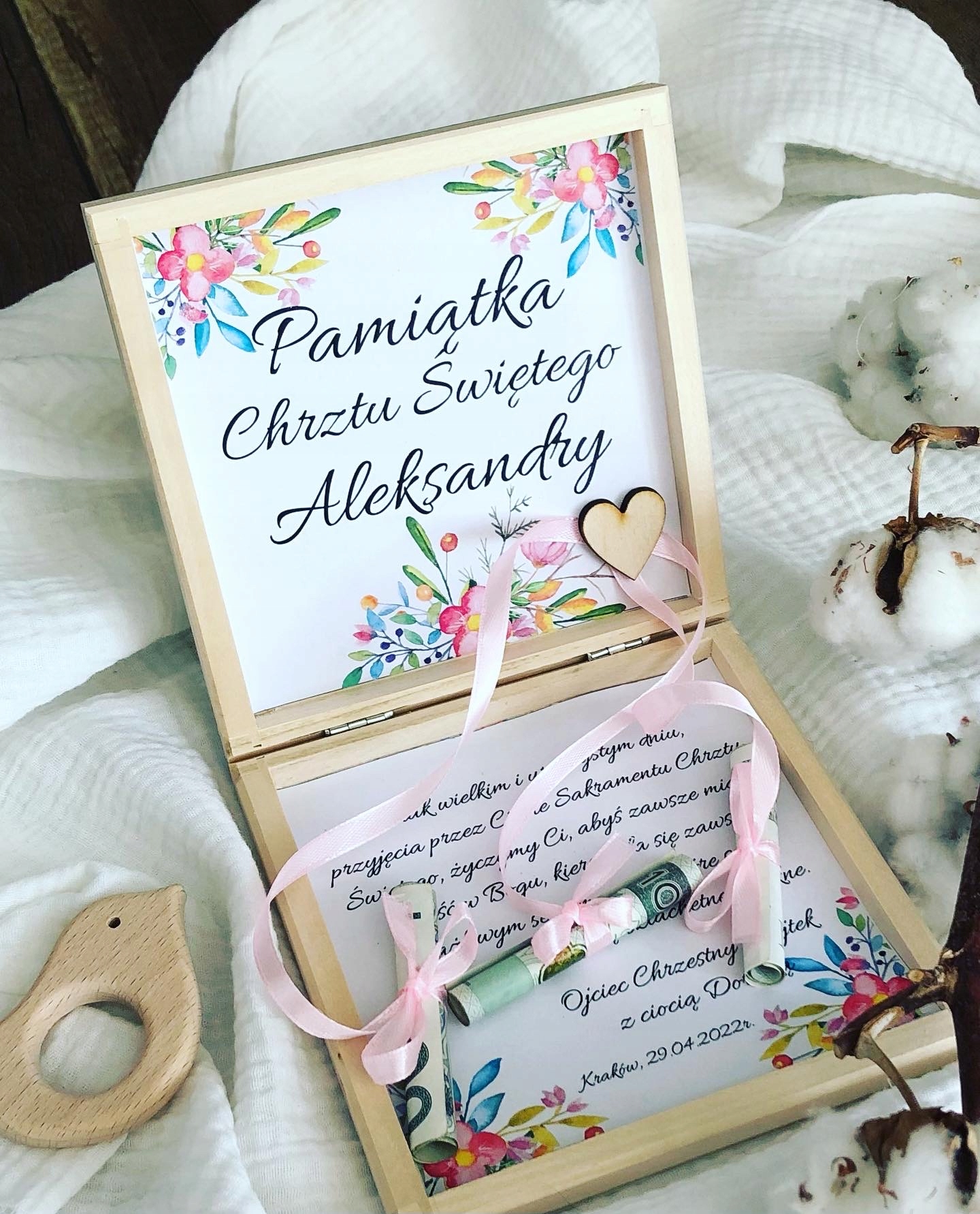 Personalizowane drewniane pudełko na Chrzciny