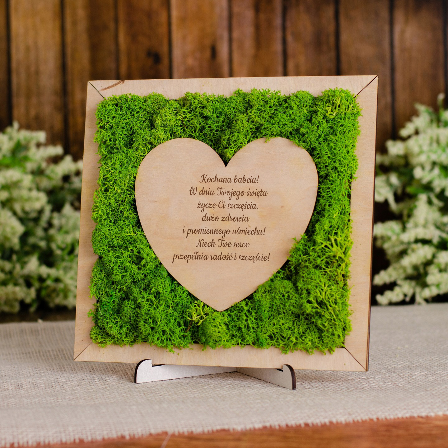Prezent na dzień Babci i Dziadka Serce wykończony chrobotkiem w pudełku