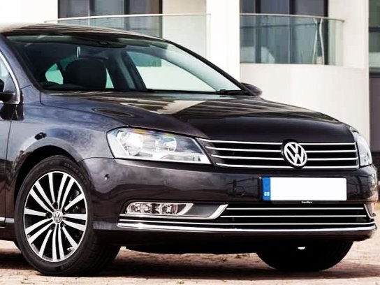 VW PASSAT B7 - Listwy CHROM na grill atrape Tuning
