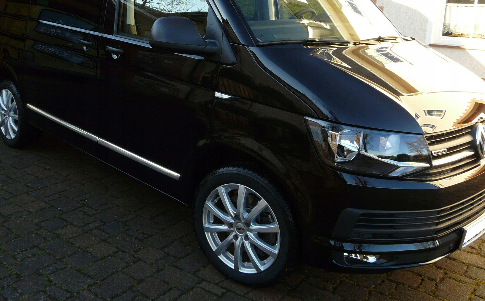 VW Multivan T6 - Listwy CHROM Boczne na Drzwi