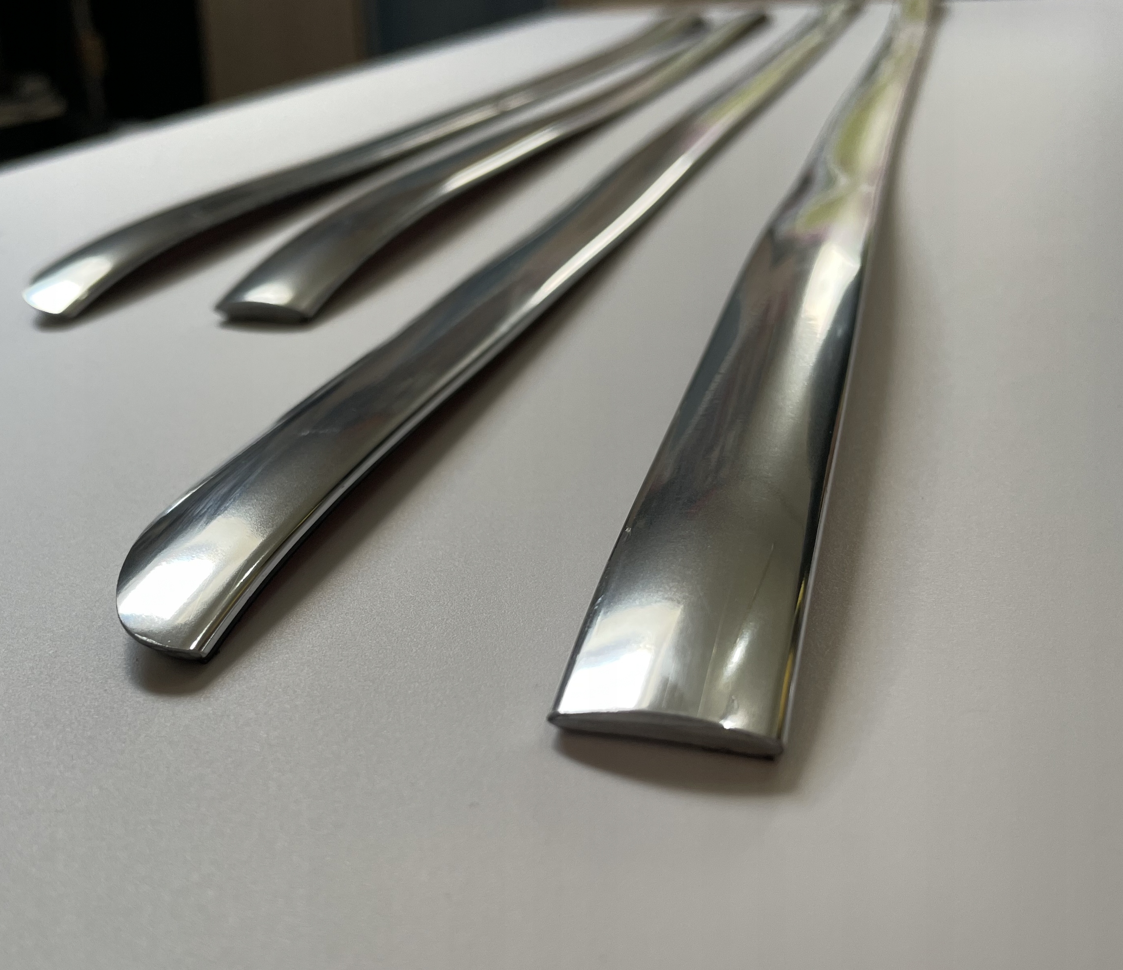 Cadillac CT6, Escalade, XT4, XT5 - Listwy chrom do WNĘTRZA chromowane