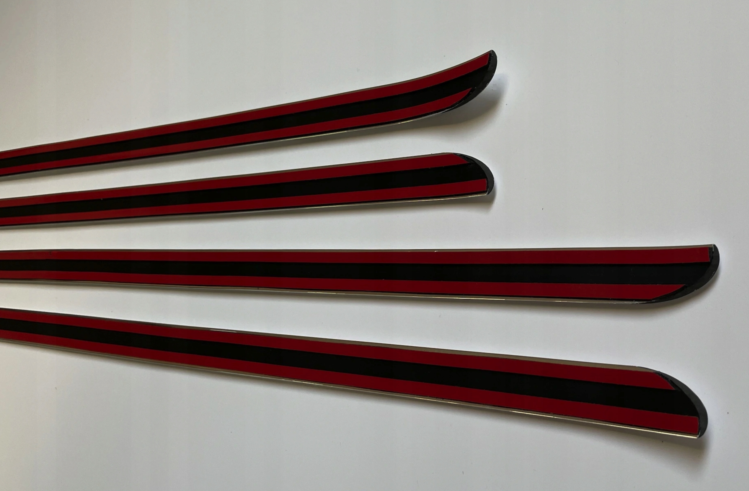 MAN - Listwy CHROM Boczne Drzwi