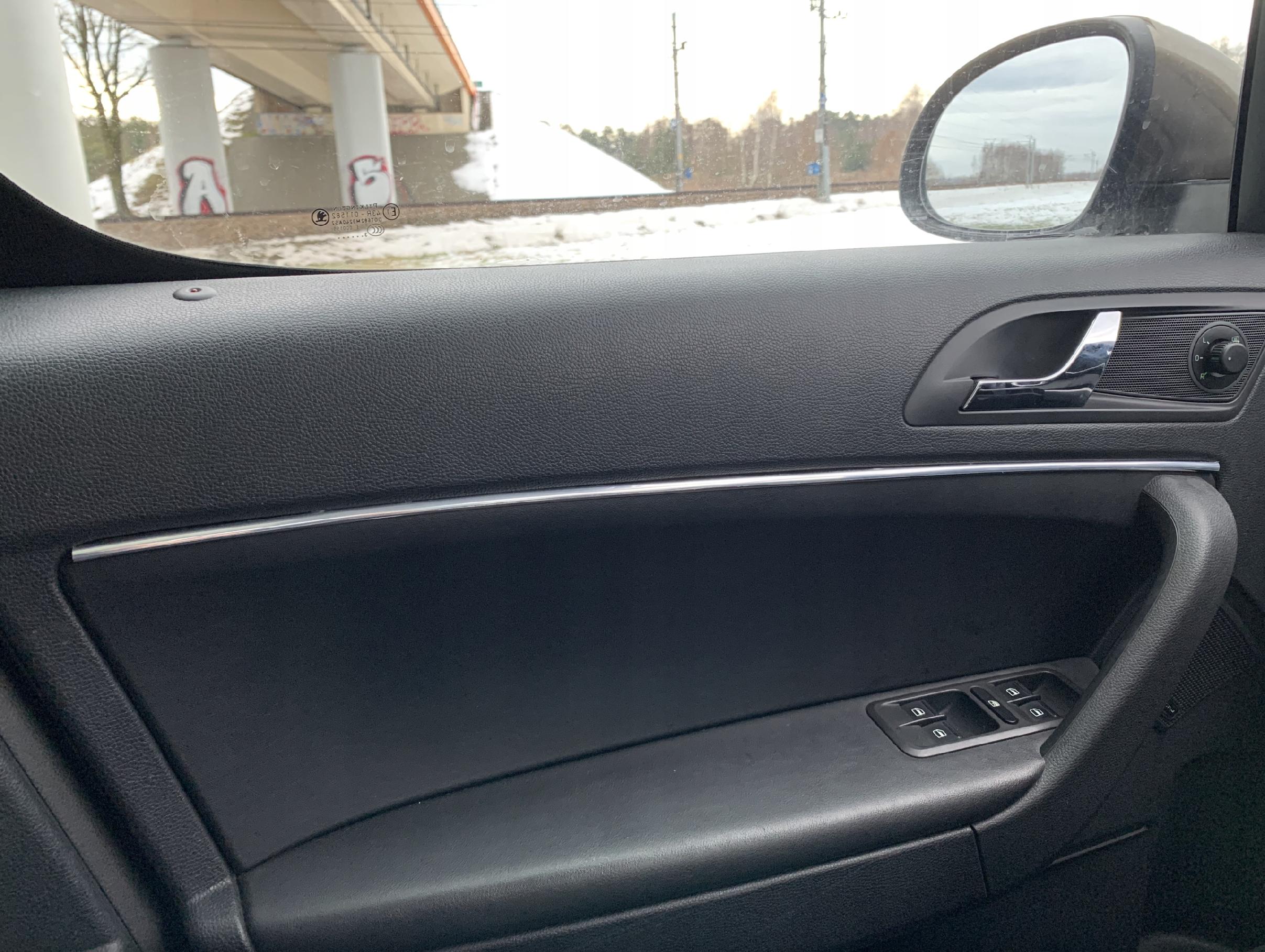 Daihatsu YRV, Charade, Boon, Sirion - Listwy chrom do WNĘTRZA chromowane na