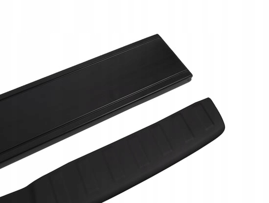 DACIA SPRING 2022 Listwa Nakładka na Zderzak Tylni Czarna ABS