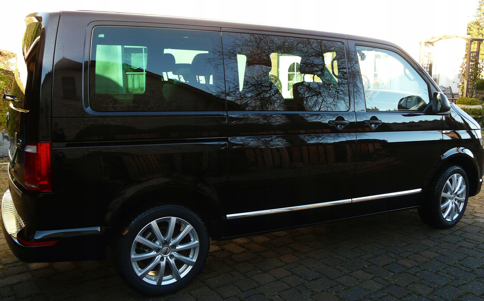 VW Multivan T6 - Listwy CHROM Boczne na Drzwi