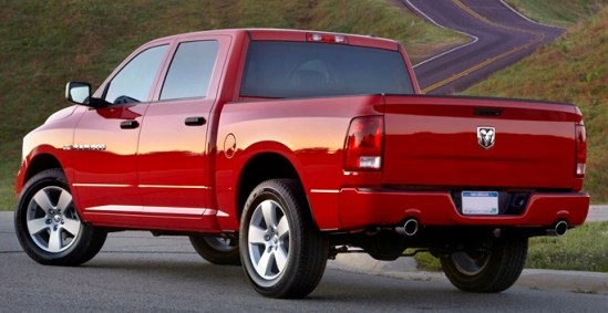 Dodge Ram - LISTWA CHROM na Klapę