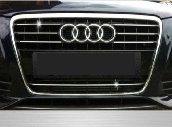 AUDI A4 B8, A5 - LISTWY chromowane na GRILL CHROM