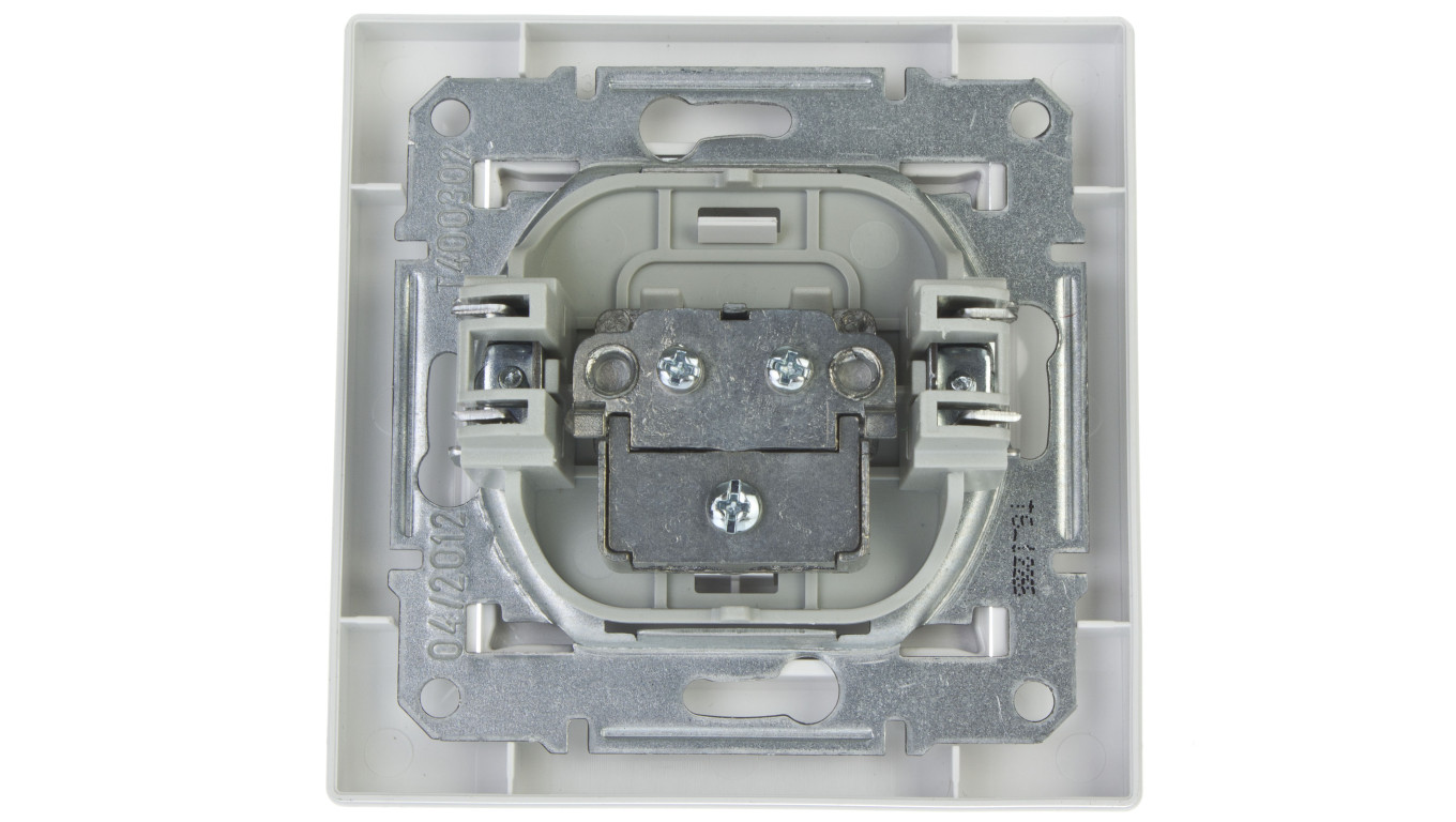 Gniazdo antenowe Asfora SAT przelotowe 4dB białe z ramką EPH3700221