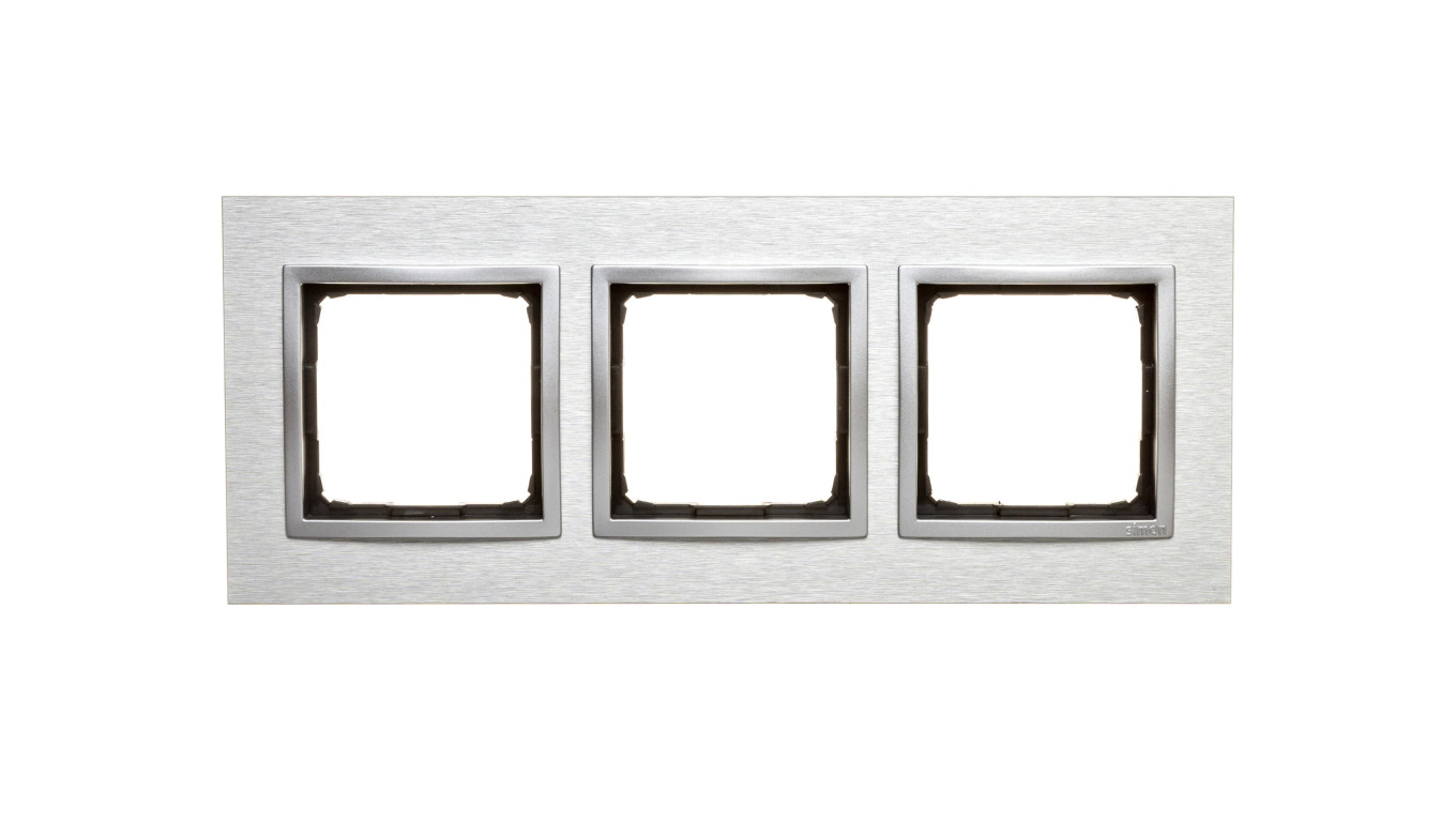 Simon 54 Nature Ramka potrójna metal INOX KLASYCZNY DRN3/77