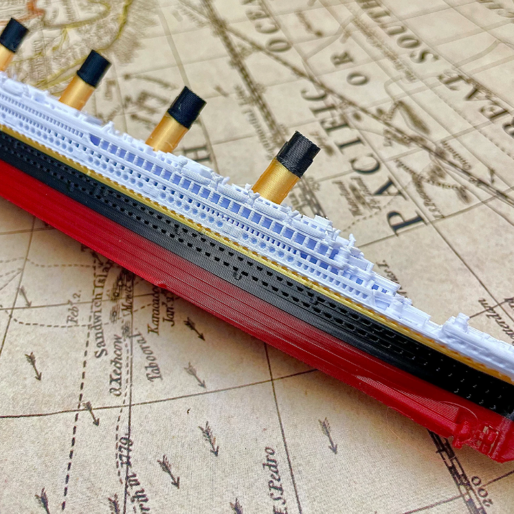 Titanic RMS 33cm  - Model Kolekcjonerski 3D !  (Skala 1:1000)