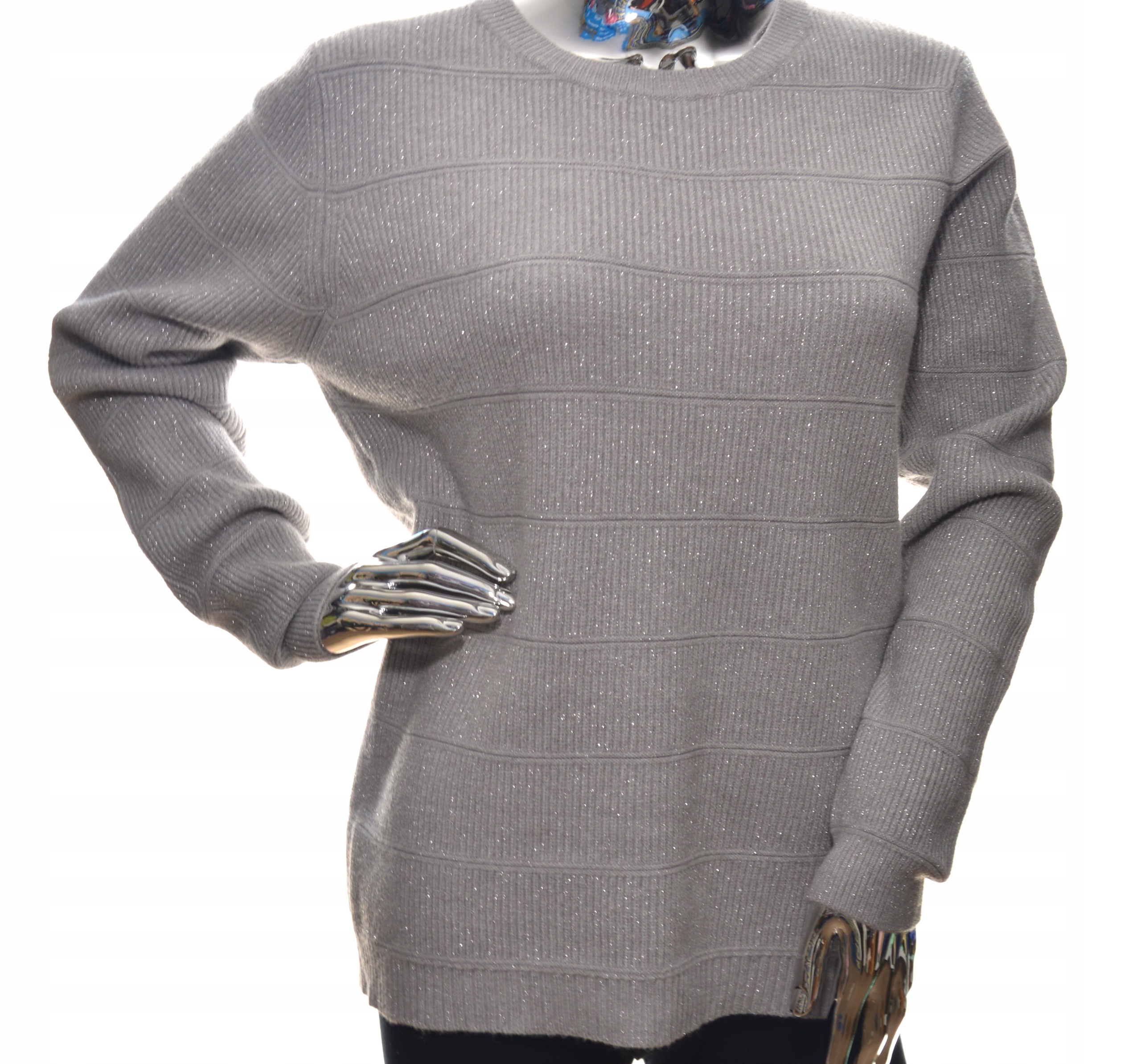 Stylowy damski sweter z błyszczącą nitką L / XL