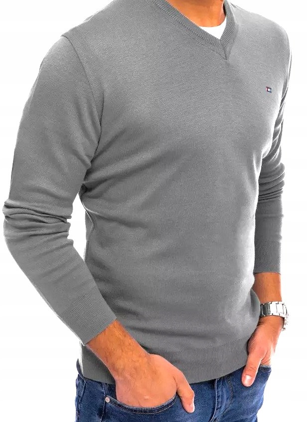 Sweter męski gładki szary w szpic serek M