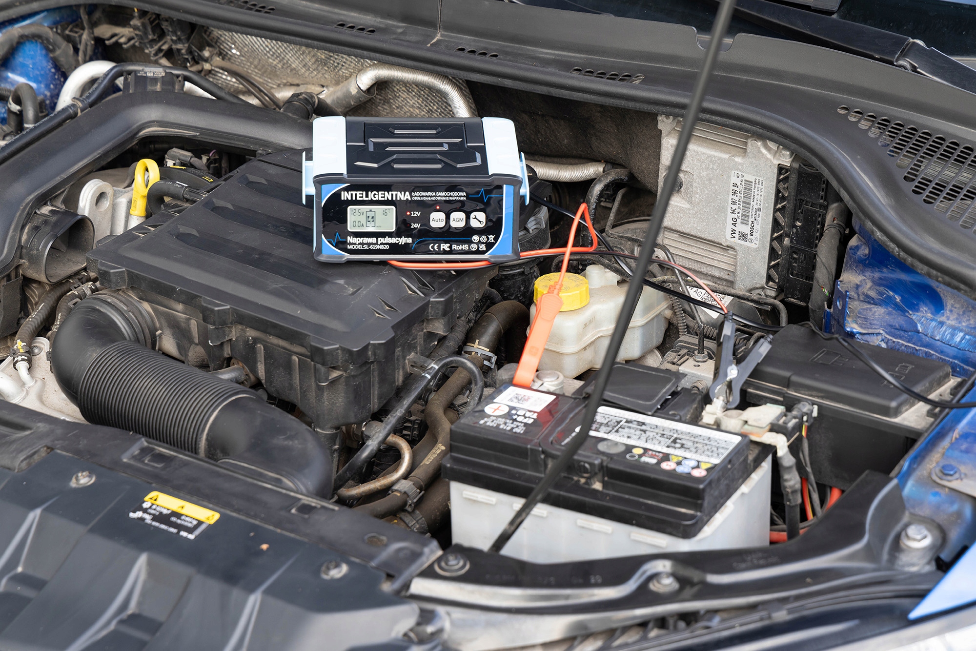 Prostownik Samochodowy do Akumulatorów 24V 12V 11A AGM START-STOP