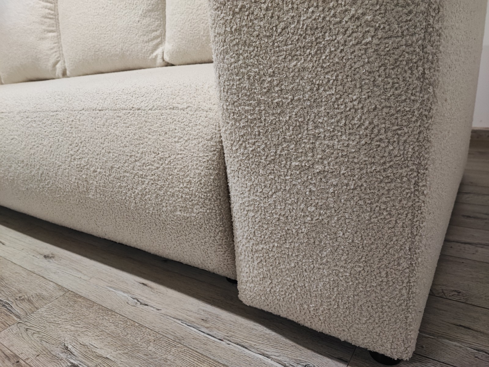 574a8dabbd4a40124690246319090892.jpg