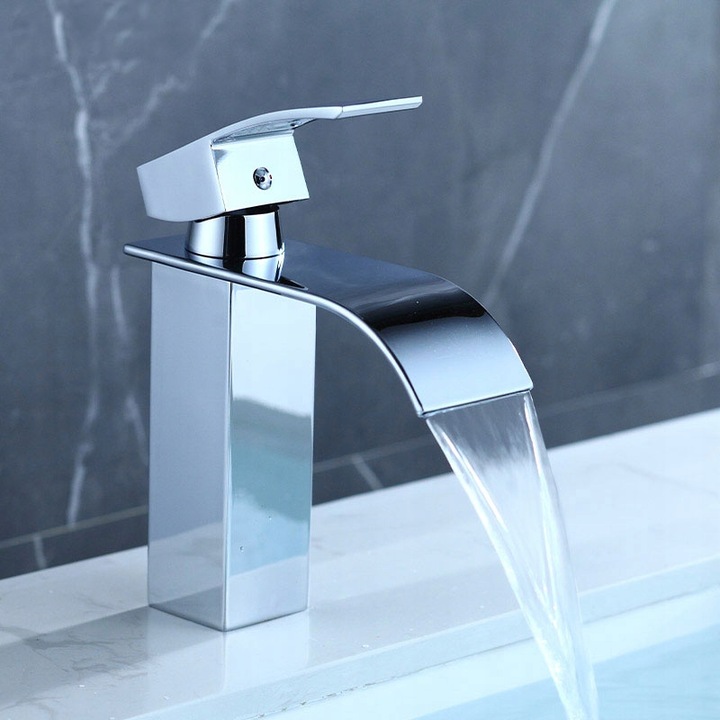 BATERIA UMYWALKOWA STOJĄCA WODOSPAD CUBIC ŁAZIENKOWA KRAN DO UMYWALKI CHROM