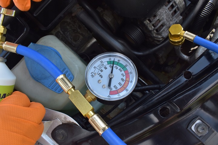 ZESTAW DO NAPEŁNIANIA KLIMATYZACJI AUT GAZ CZYNNIK CHŁODNICZY R134a + WĘŻYK