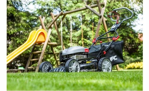 NAC KOSIARKA SPALINOWA do trawy z NAPĘDEM LS42-146-NG 146cc 42cm kosz 40l