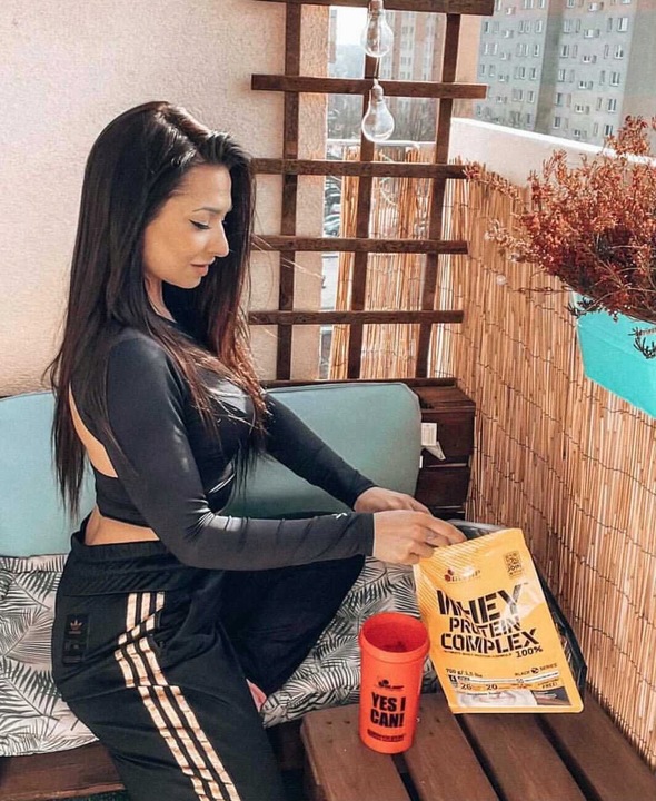 OLIMP WHEY PROTEIN COMPLEX 700g ODŻYWKA BIAŁKOWA WPC BIAŁKO SERWATKOWE