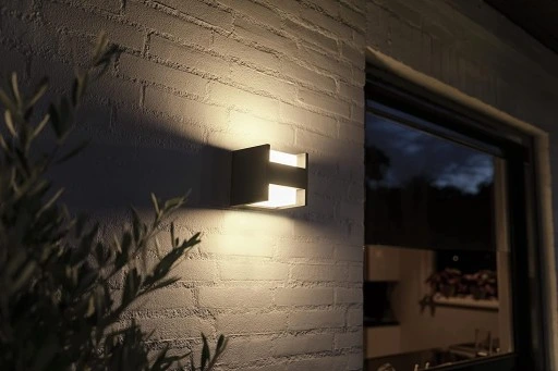 Philips Hue Fuzo White LAMPA KINKIET ZEWNĘTRZNY OGRODOWY LED 9,1W