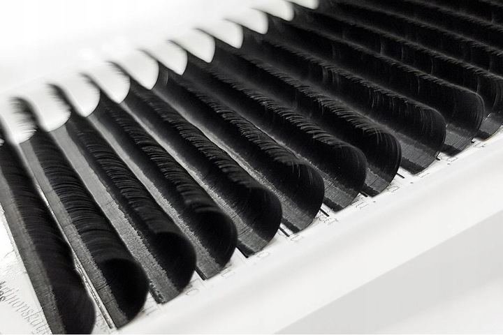 Rzęsy do przedłużania czarne PLATINUM 0.07 C 8-14