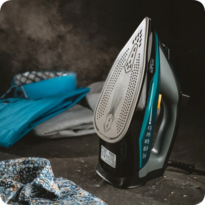 ŻELAZKO PAROWE 3000W STRAŻAK ANTI-CALC ANTI-DRIP ZE STOPKĄ CERAMICZNĄ