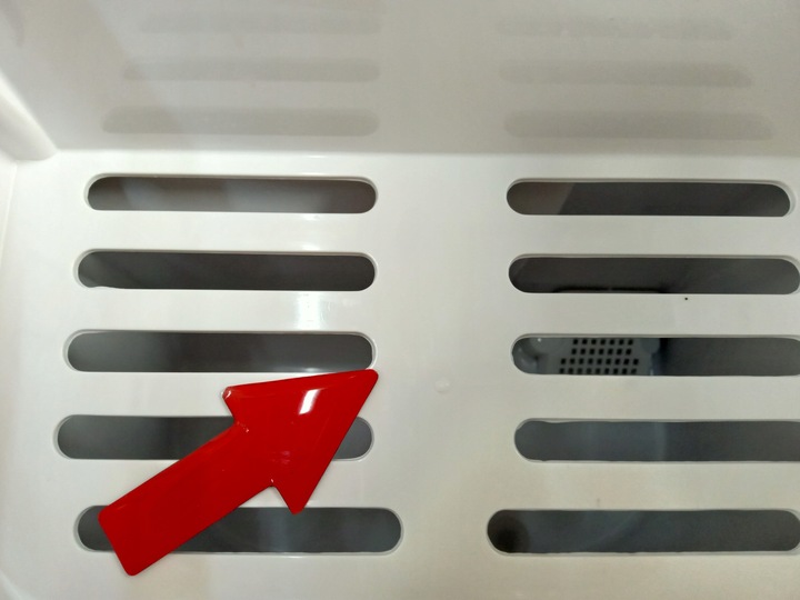 KOSTKARKA DO LODU TCL ICE R9 CZERWONA