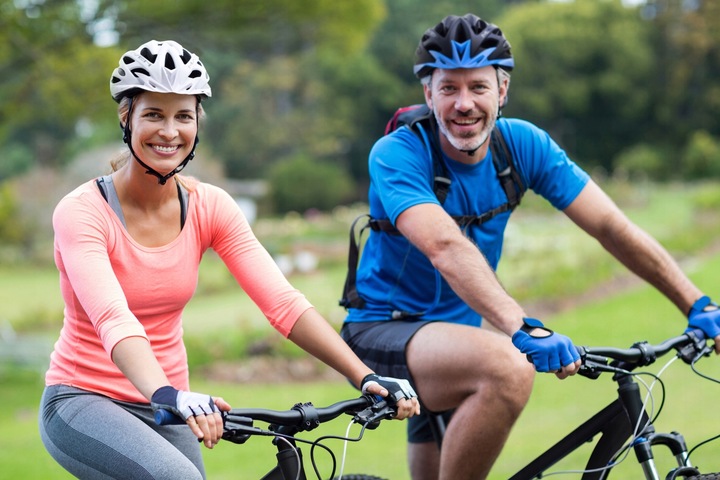 Kask rowerowy z daszkiem lekki regulowany na rower Meteor Marven M 55-58 cm