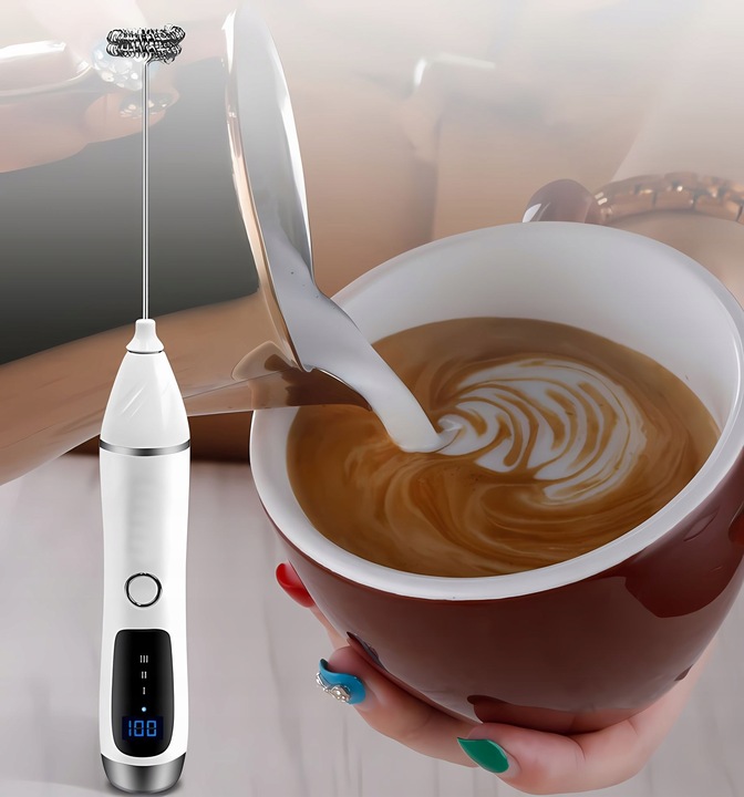 RĘCZNY SPIENIACZ MIKSER DO MLEKA KAWY ELEKTRYCZNY MINI BLENDER 11000 obr.