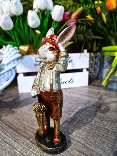 FIGURKA WIELKANOCNY ZAJĄC KRÓLIK Z PARASOLKĄ model III