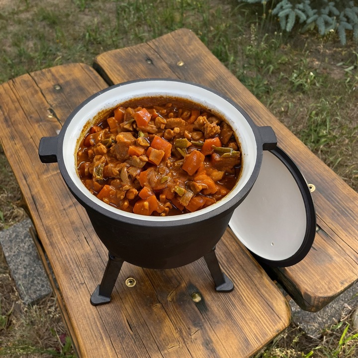 KOCIOŁEK ŻELIWNY EMALIOWANY GARNEK myśliwski węgierski 10L OGNISKO GRILL