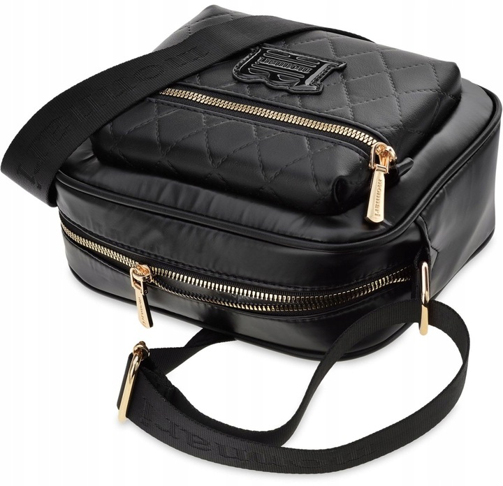 Monnari Czarna Pikowana Torebka Listonoszka Damska Z Paskiem Pojemna Torba