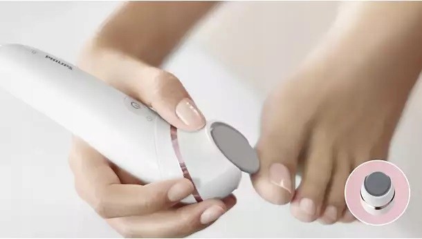 Depilator na sucho i na mokro Philips seria 8000 + 9 akcesoriów BRE740/10