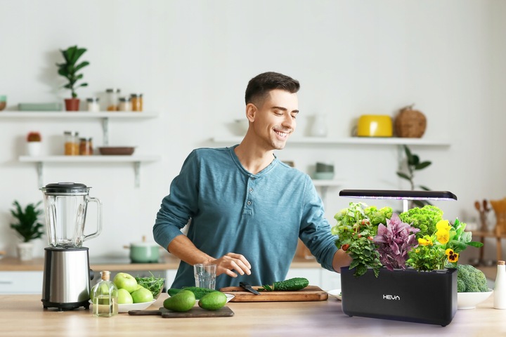 Doniczka hydroponiczna HEVA samopodlewająca idealna na zioła LED wzrost