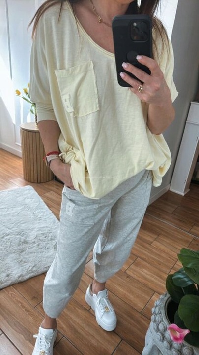 BY O LA LA! BLUZKA BASIC WĘZEŁ ANANAS UNI