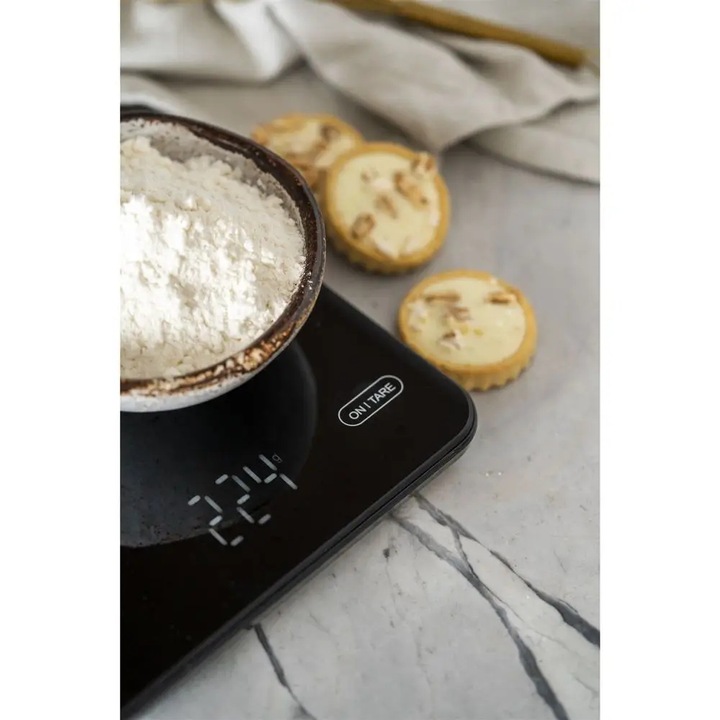 WAGA KUCHENNA DO 10KG USB AKU ADLER AD3177B