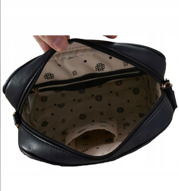 Monnari Czarna Pikowana Torebgka Listonoszka z łańcuszkiem