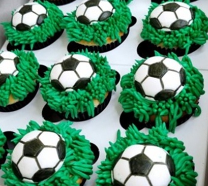 PAPILOTKI DO MUFFINEK foremki na babeczki DEKORACJE urodziny PIŁKA NOŻNA