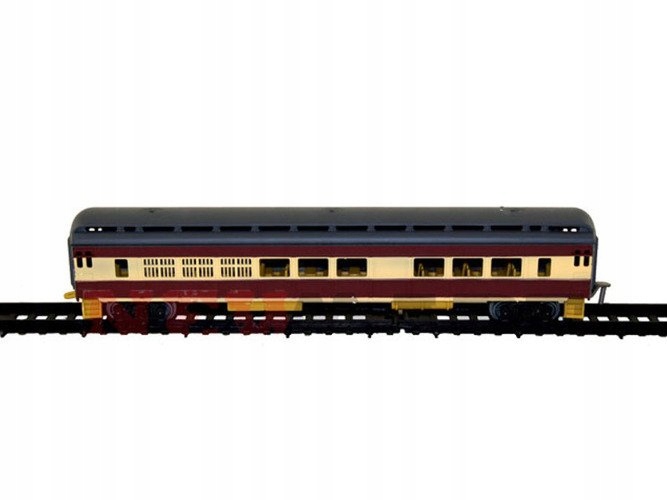 WIELKA KOLEJKA POCIĄG TORY 10 metrów LOKOMOTYWA LED 7 wagonów DRZEWKA PERON