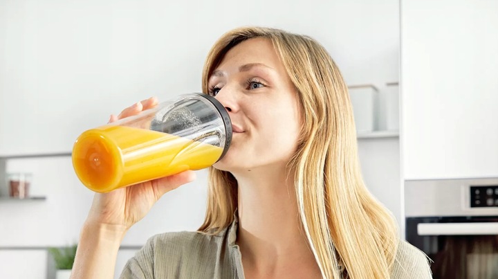 Butelka to go bottle Bosch MMZBTK1B 800ml Do robotów kuchennych i blenderów